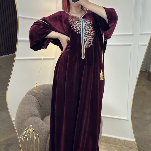 بدعية صطوندار  ´الريشة ´